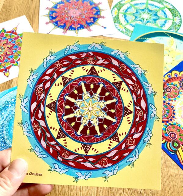 Grusskarte Mandala Sonnenrad von Myriam Christen